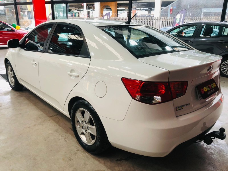 CERATO 1.6 EX3 SEDAN 16V GASOLINA 4P MANUAL - 2013 - SãO LEOPOLDO