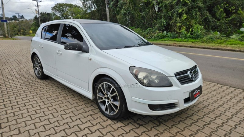 VECTRA 2.0 MPFI GT-X HATCH 8V FLEX 4P MANUAL - 2009 - IVOTI