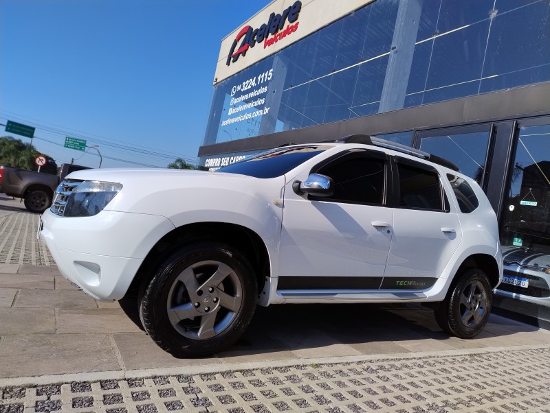 DUSTER 2.0 TECH ROAD 4X2 16V FLEX 4P AUTOMÁTICO - 2013 - CAXIAS DO SUL