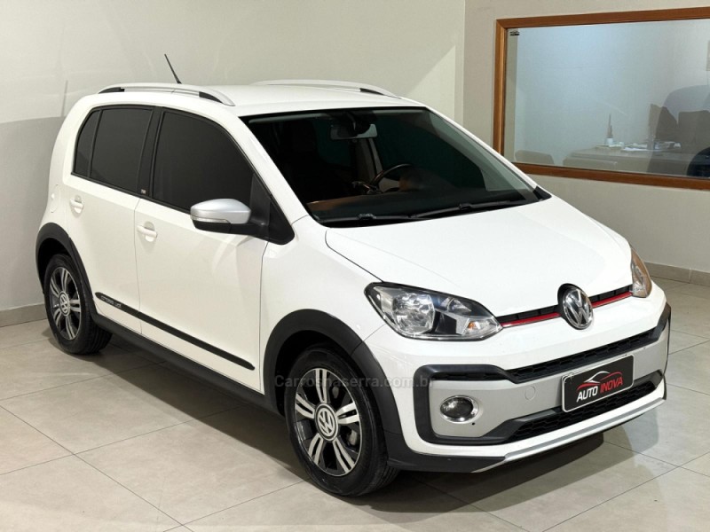 UP 1.0 TSI CROSS 12V FLEX 4P MANUAL - 2018 - IVOTI