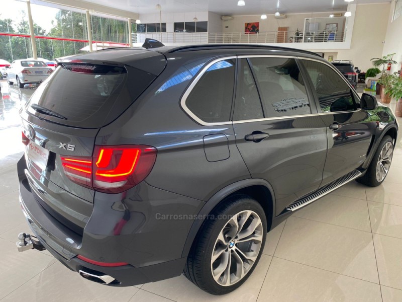 X5 3.0 4X4 30D I6 TURBO DIESEL 4P AUTOMÁTICO - 2018 - LAJEADO