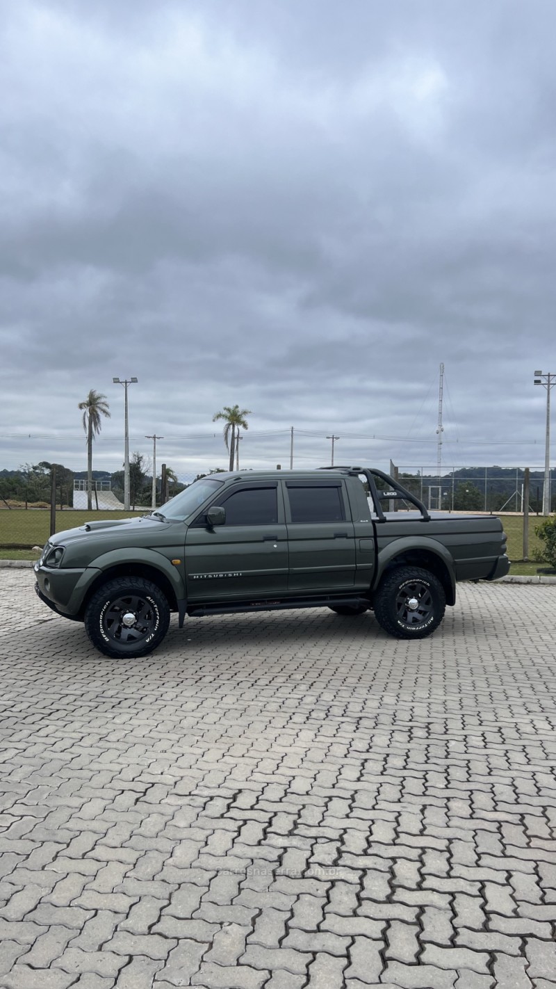 L200 2.5 SPORT HPE 4X4 CD 8V TURBO INTERCOOLER DIESEL 4P MANUAL - 2004 - ANTôNIO PRADO