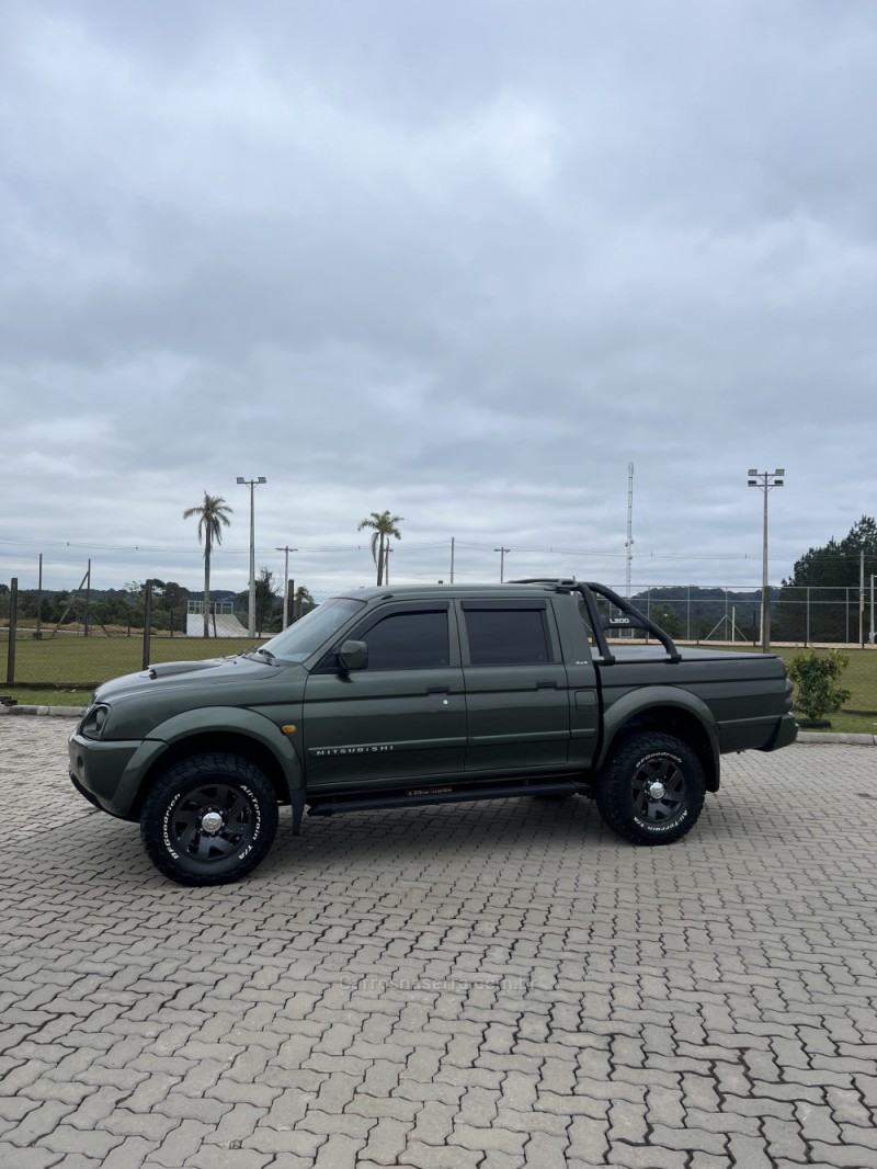 L200 2.5 SPORT HPE 4X4 CD 8V TURBO INTERCOOLER DIESEL 4P MANUAL