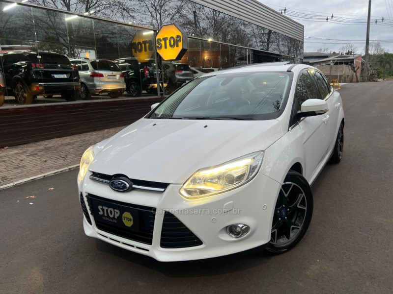 FOCUS 2.0 TITANIUM SEDAN 16V FLEX 4P AUTOMÁTICO - 2015 - DOIS IRMãOS