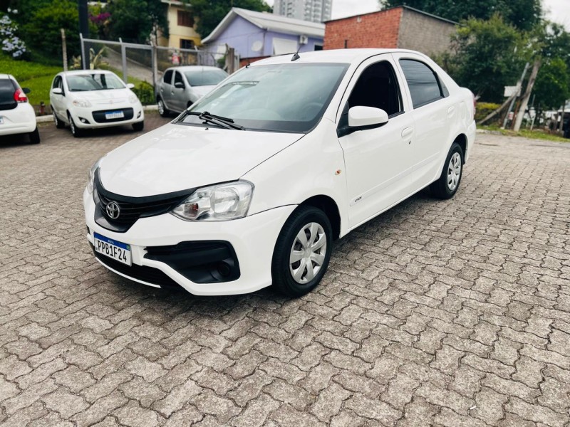 ETIOS 1.5 X SEDAN 16V FLEX 4P MANUAL - 2018 - BENTO GONçALVES