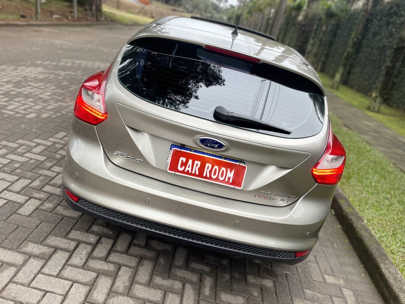 FOCUS 2.0 TITANIUM PLUS HATCH 16V FLEX 4P AUTO - 2015 - CAXIAS DO SUL