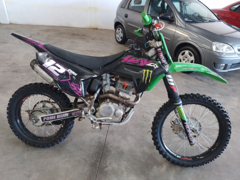 CRF 230F  - 2011 - VACARIA