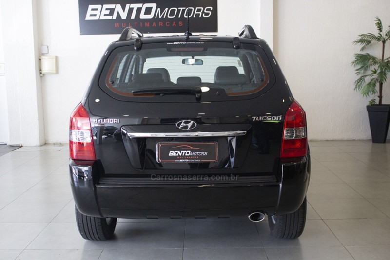 TUCSON 2.0 MPFI GLS 16V 143CV 2WD GASOLINA 4P AUTOMÁTICO - 2015 - BENTO GONçALVES