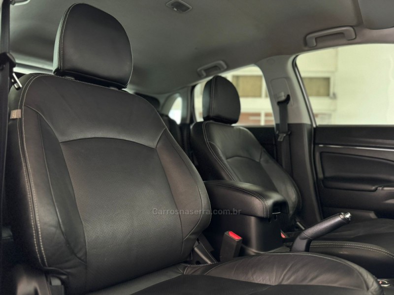 ASX 2.0 4WD 16V GASOLINA 4P AUTOMÁTICO - 2015 - SãO FRANCISCO DE PAULA