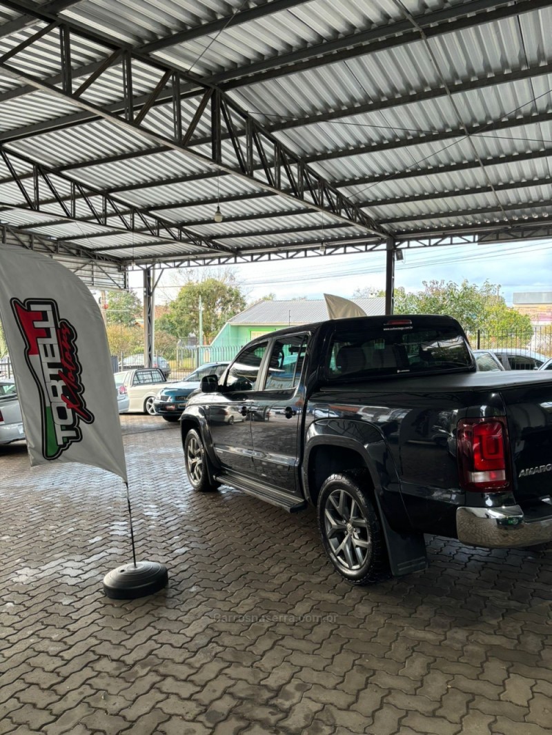 AMAROK 3.0 V6 TDI HIGHLINE CD DIESEL 4MOTION AUTOMÁTICO - 2018 - CAXIAS DO SUL