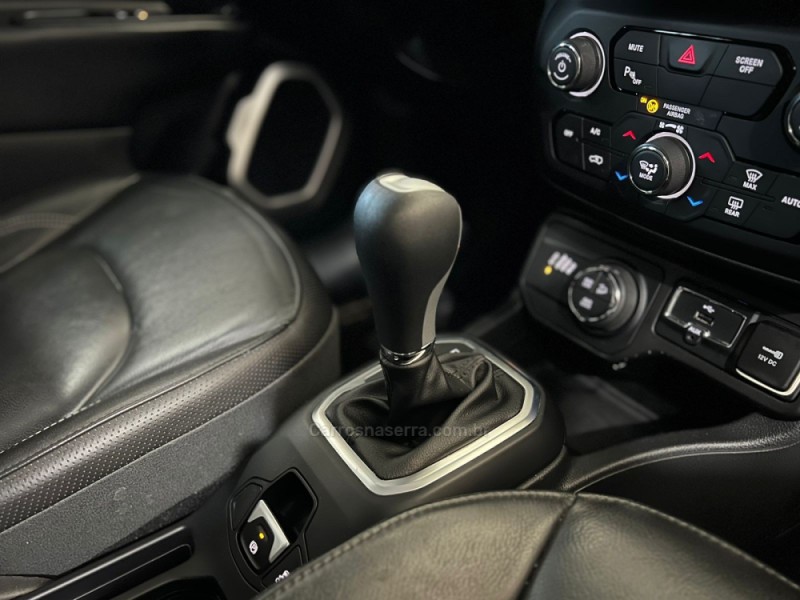 RENEGADE 2.0 16V TURBO DIESEL LONGITUDE 4P 4X4 AUTOMÁTICO - 2019 - SãO FRANCISCO DE PAULA