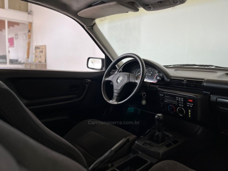 318I 1.8 COMPACT 16V GASOLINA 2P MANUAL - 1995 - SãO FRANCISCO DE PAULA