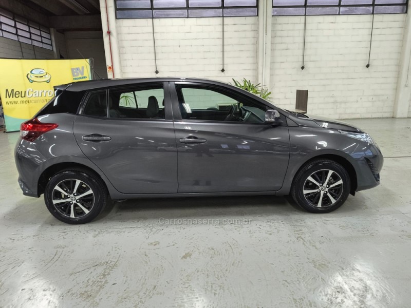 YARIS 1.5 XLS CONNECT 16V FLEX 4P AUTOMÁTICO - 2022 - CAXIAS DO SUL