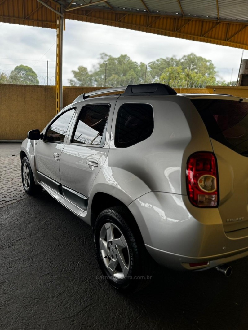 DUSTER 2.0 DYNAMIQUE 4X2 16V FLEX 4P AUTOMÁTICO - 2013 - CAXIAS DO SUL