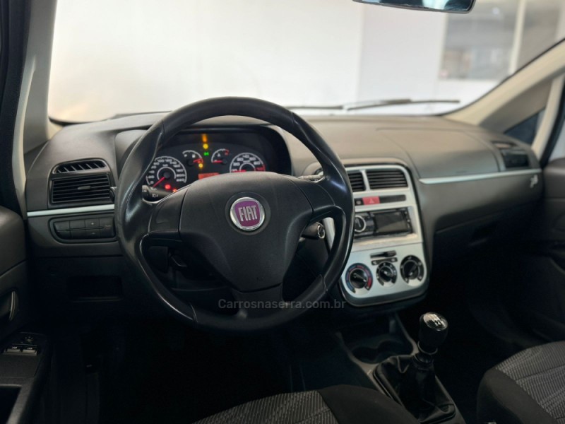 PUNTO 1.4 ATTRACTIVE 8V FLEX 4P MANUAL - 2011 - SãO FRANCISCO DE PAULA
