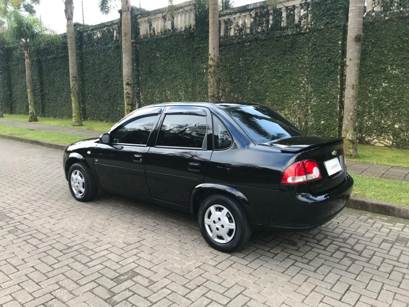 CLASSIC 1.0 MPFI LS 8V FLEX 4P MANUAL - 2011 - CAXIAS DO SUL