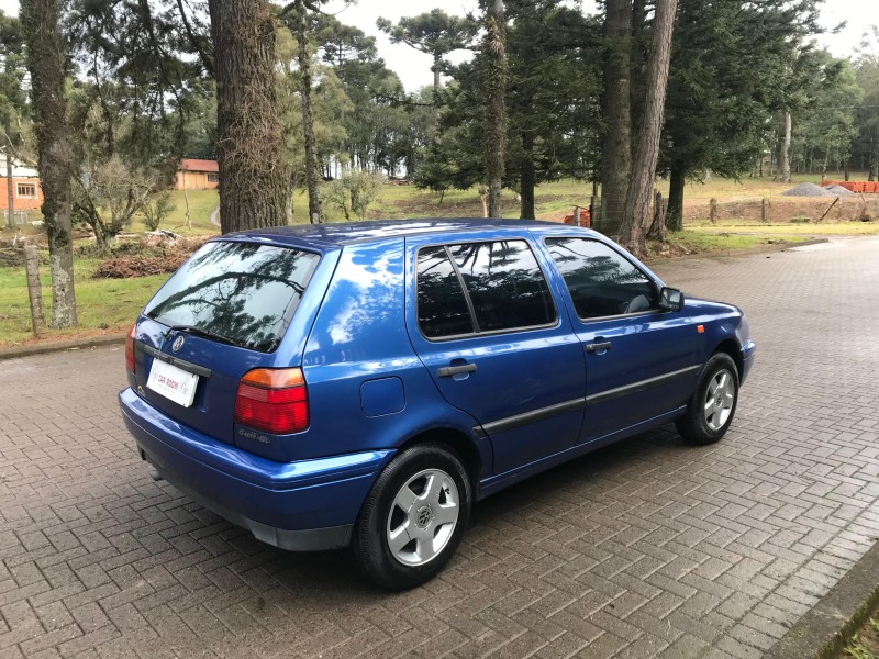 GOLF 1.8 MI GL 8V GASOLINA 4P MANUAL - 1995 - CAXIAS DO SUL