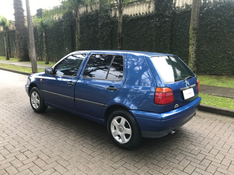 GOLF 1.8 MI GL 8V GASOLINA 4P MANUAL - 1995 - CAXIAS DO SUL