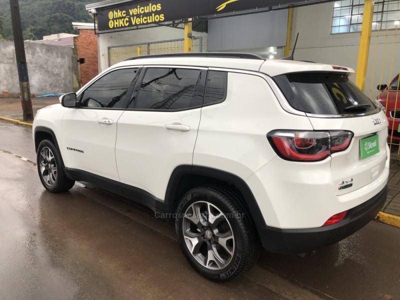 COMPASS 2.0 16V DIESEL LONGITUDE 4X4 AUTOMÁTICO - 2019 - BARãO