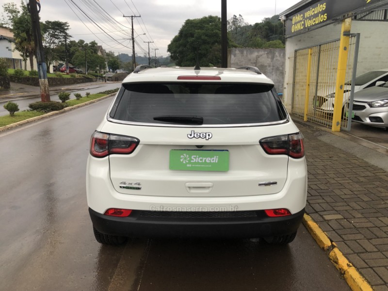 COMPASS 2.0 16V DIESEL LONGITUDE 4X4 AUTOMÁTICO - 2019 - BARãO