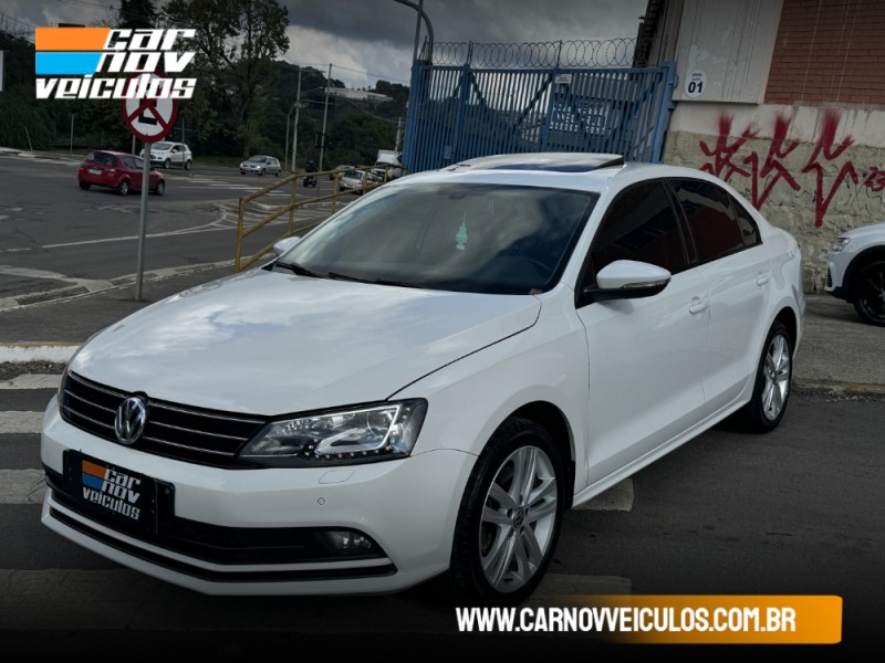 JETTA 2.0 TSI HIGHLINE 211CV GASOLINA 4P DSG - 2016 - CAXIAS DO SUL