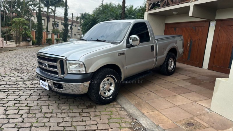 F-250 4.2 XLT 4X2 CS TURBO DIESEL 2P MANUAL - 2001 - LAJEADO