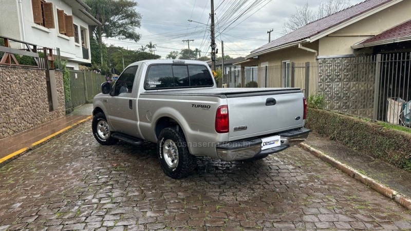 F-250 4.2 XLT 4X2 CS TURBO DIESEL 2P MANUAL - 2001 - LAJEADO