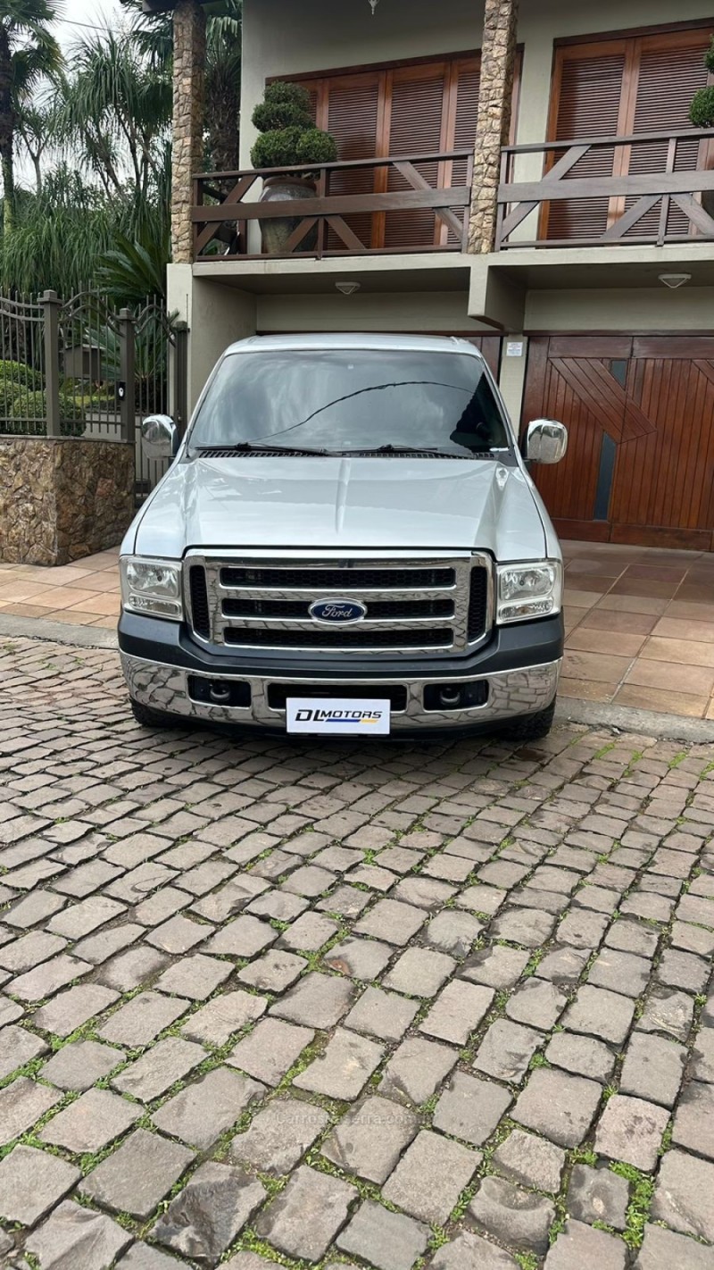 F-250 4.2 XLT 4X2 CS TURBO DIESEL 2P MANUAL - 2001 - LAJEADO