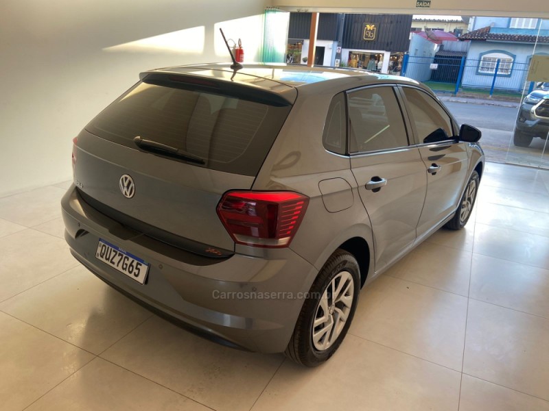 POLO 1.0 TSI FLEX 4P MANUAL - 2020 - CANELA