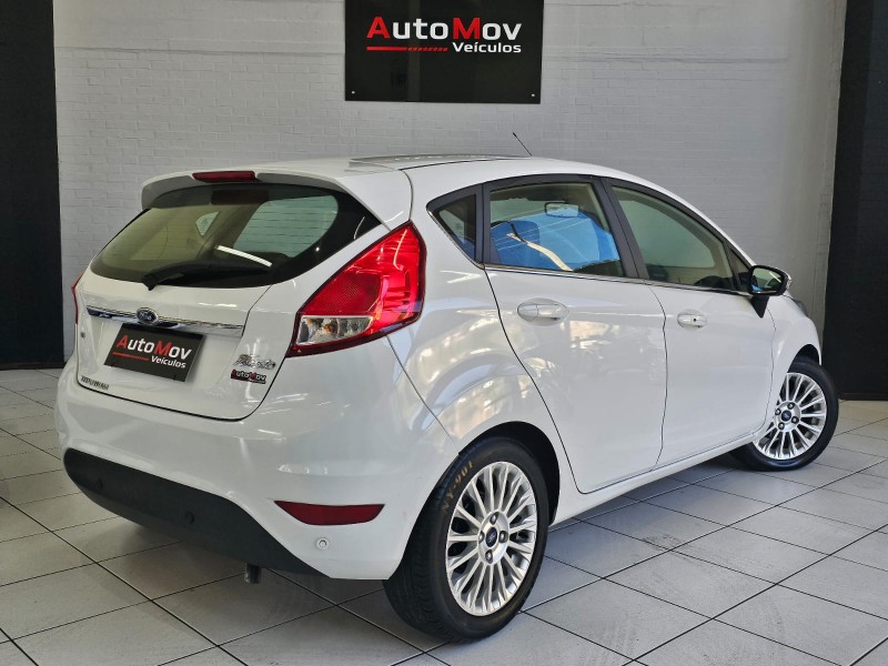 FIESTA 1.6 TITANIUM PLUS HATCH 16V FLEX 4P AUTOMÁTICO - 2016 - CAXIAS DO SUL