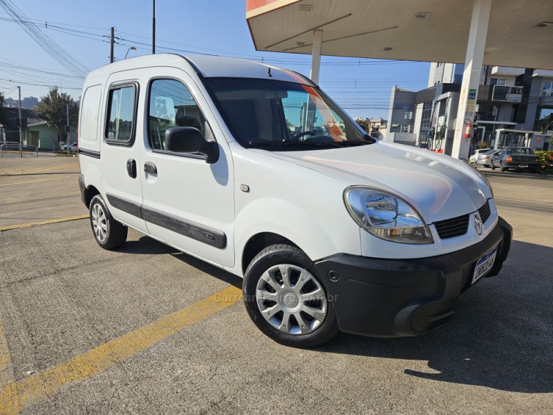 KANGOO 1.6 EXPRESS 16V FLEX 3P MANUAL - 2014 - CAXIAS DO SUL