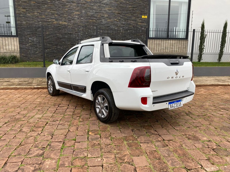 DUSTER OROCH 2.0 16V FLEX DYNAMIQUE 4P AUTOMÁTICO - 2017 - LAJEADO