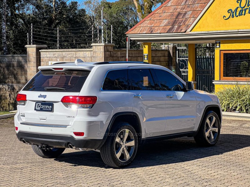 GRAND CHEROKEE 3.0 LIMITED 4X4 V6 24V TURBO DIESEL 4P AUTOMÁTICO - 2015 - CANELA