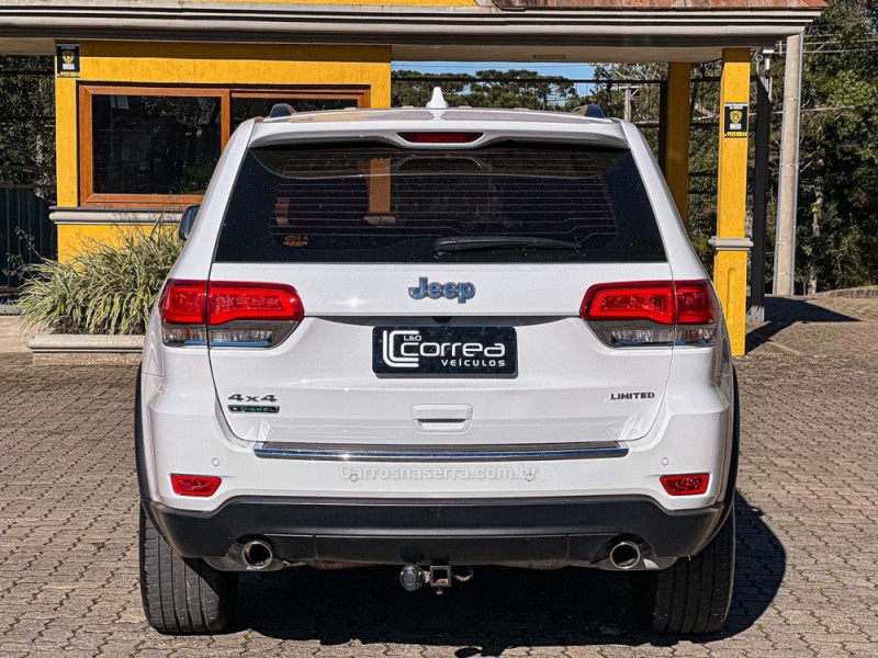 GRAND CHEROKEE 3.0 LIMITED 4X4 V6 24V TURBO DIESEL 4P AUTOMÁTICO - 2015 - CANELA