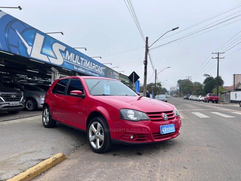 GOLF 1.6 MI SPORTLINE 8V FLEX 4P MANUAL - 2014 - VENâNCIO AIRES