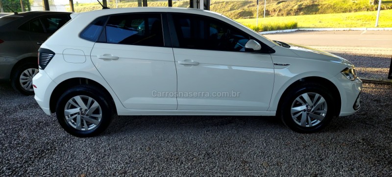 POLO 1.0 TSI COMFORTLINE 12V FLEX 4P AUTOMÁTICO - 2023 - BOM PRINCíPIO