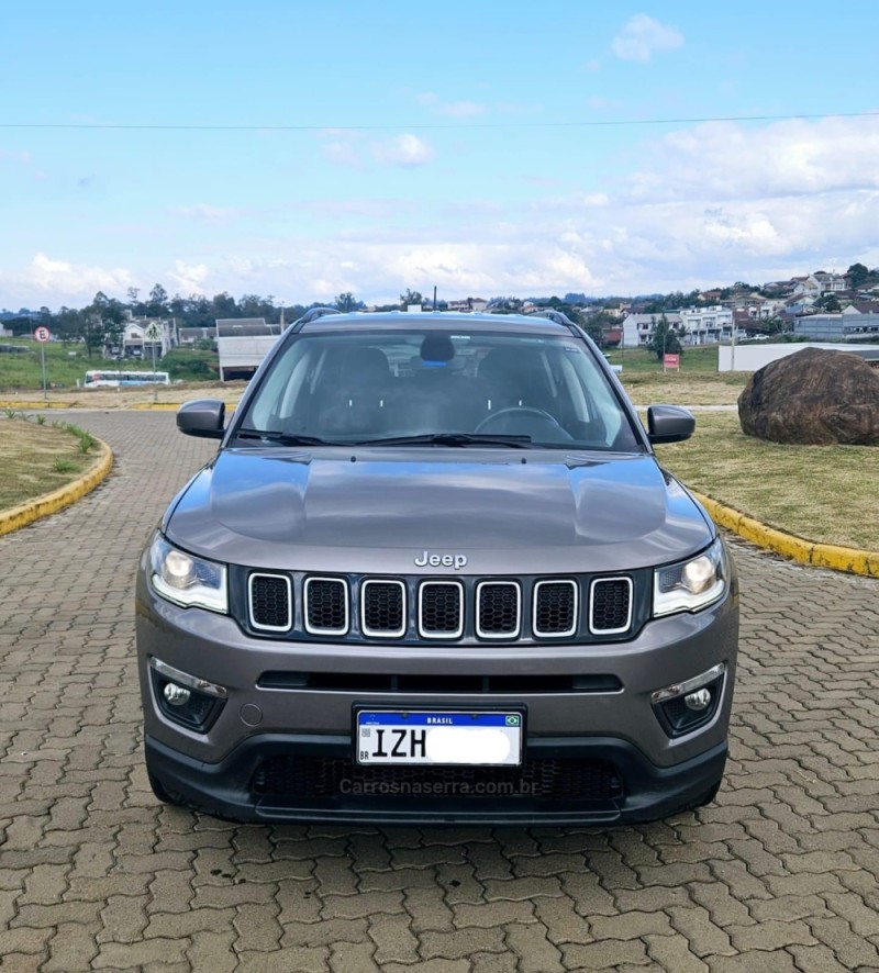 COMPASS 2.0 16V FLEX SPORT AUTOMÁTICO - 2019 - LAJEADO