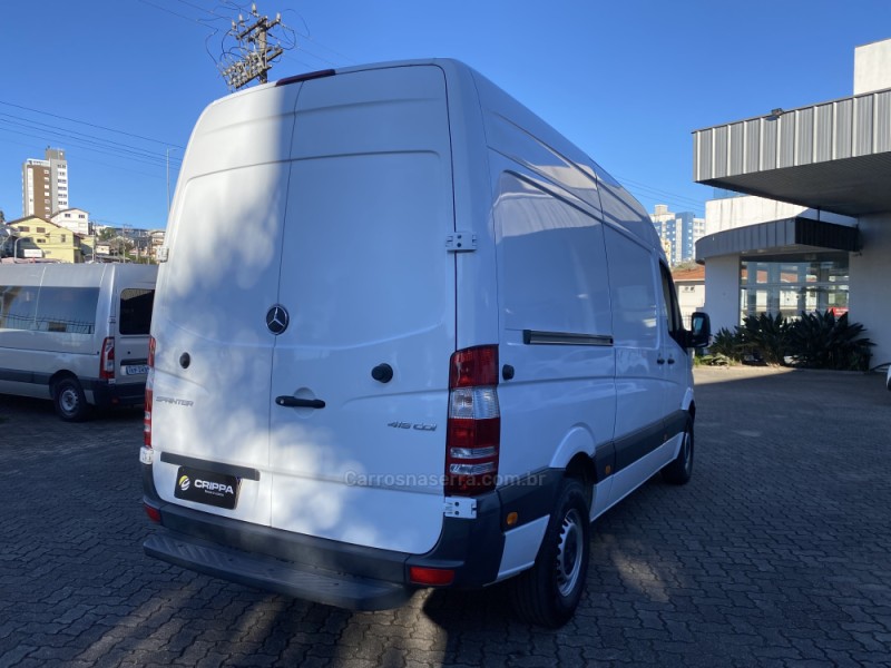 SPRINTER 2.2 415 CDI FURGÃO 14 BI-TURBO DIESEL MANUAL - 2018 - FARROUPILHA