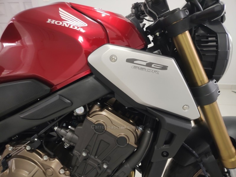 CB 650R  - 2022 - GUAPORé