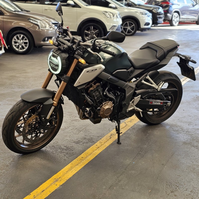 CB 650R  - 2023 - CAXIAS DO SUL