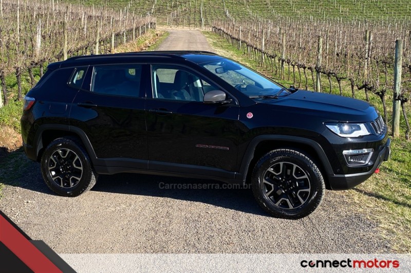 COMPASS 2.0 16V DIESEL TRAILHAWK 4X4 AUTOMÁTICO - 2020 - BENTO GONçALVES