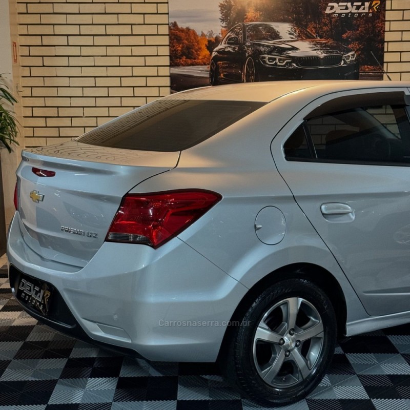 PRISMA 1.4 MPFI LTZ 8V FLEX 4P MANUAL - 2017 - NOVO HAMBURGO