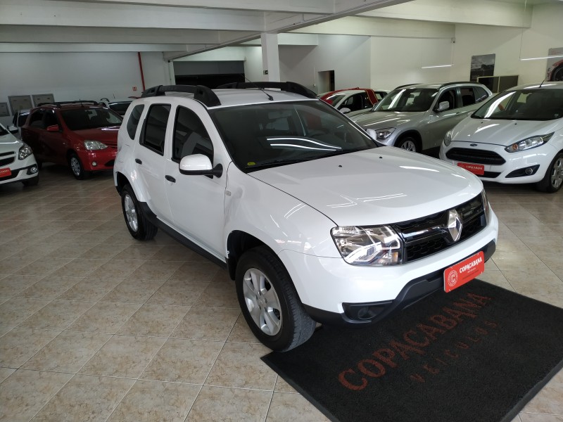 DUSTER 1.6 EXPRESSION 4X2 16V FLEX 4P MANUAL - 2017 - CAXIAS DO SUL