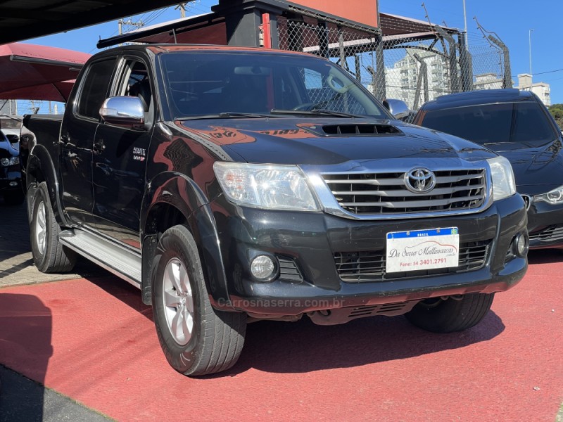 HILUX 3.0 SRV 4X4 CD 16V TURBO INTERCOOLER DIESEL 4P AUTOMÁTICO - 2013 - FARROUPILHA