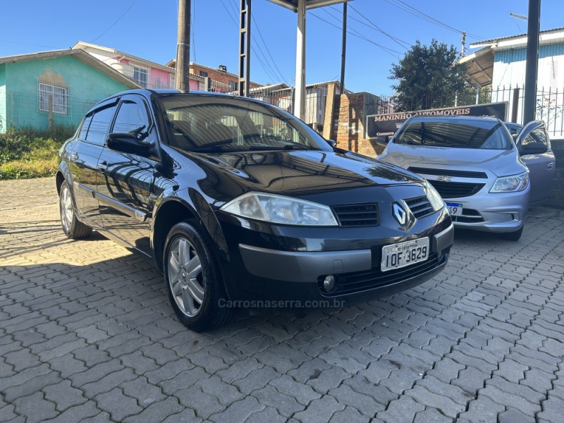 MÉGANE 1.6 DYNAMIQUE 16V FLEX 4P MANUAL - 2008 - CAXIAS DO SUL