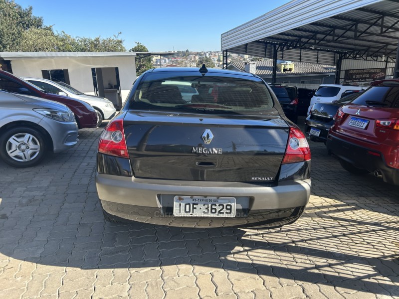 MÉGANE 1.6 DYNAMIQUE 16V FLEX 4P MANUAL - 2008 - CAXIAS DO SUL