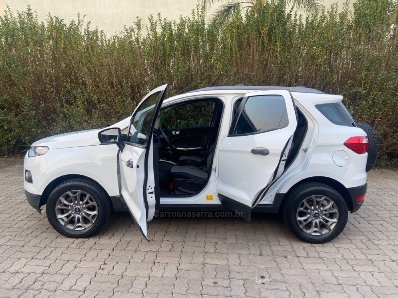 ECOSPORT 1.6 FREESTYLE 8V FLEX 4P MANUAL - 2014 - CAXIAS DO SUL