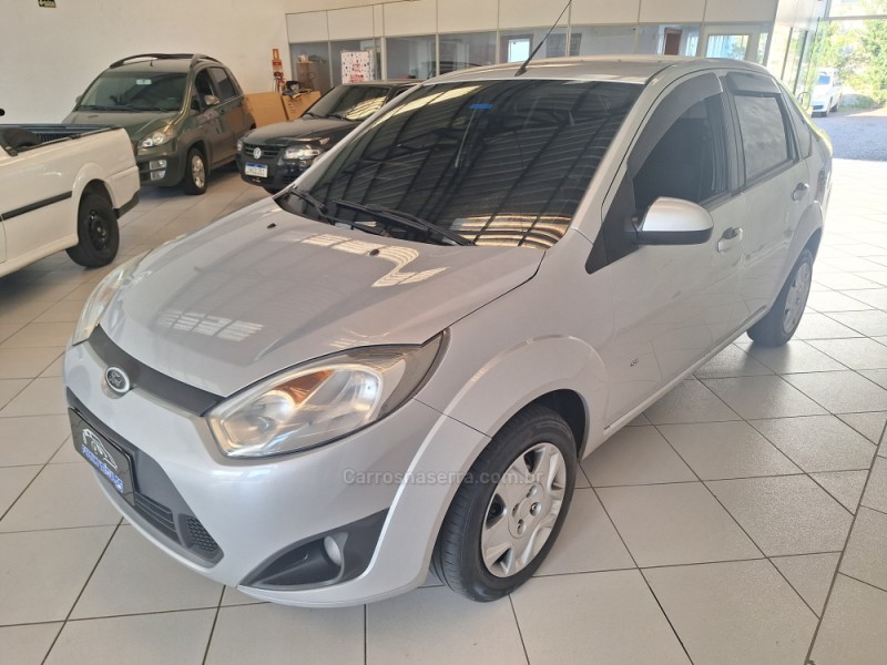 FIESTA 1.6 MPI CLASS SEDAN 8V FLEX 4P MANUAL - 2014 - NOVO HAMBURGO