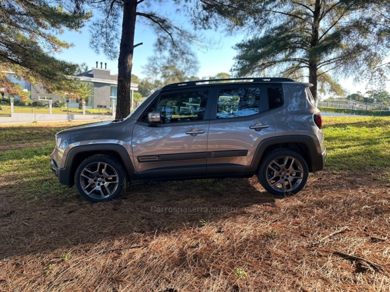 RENEGADE 1.8 16V FLEX 4P AUTOMÁTICO - 2021 - LAJEADO