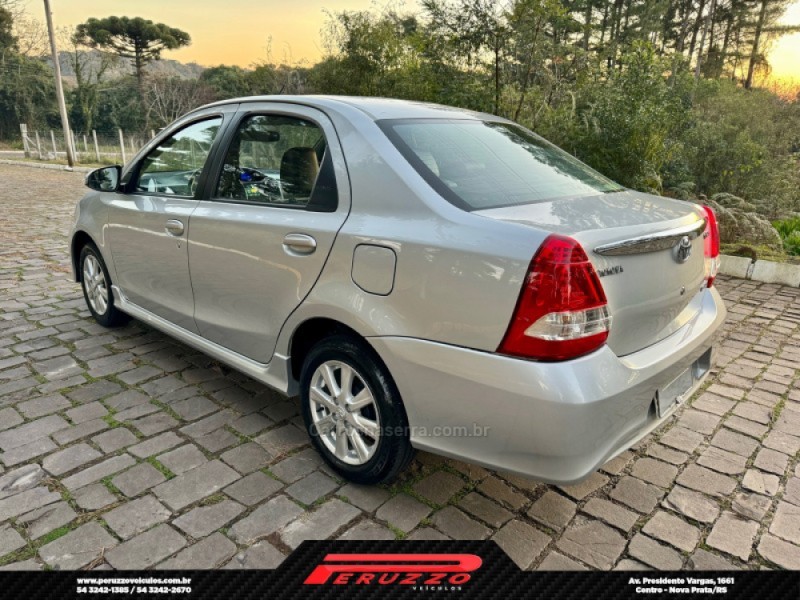 ETIOS 1.5 XLS SEDAN 16V FLEX 4P AUTOMÁTICO - 2018 - NOVA PRATA